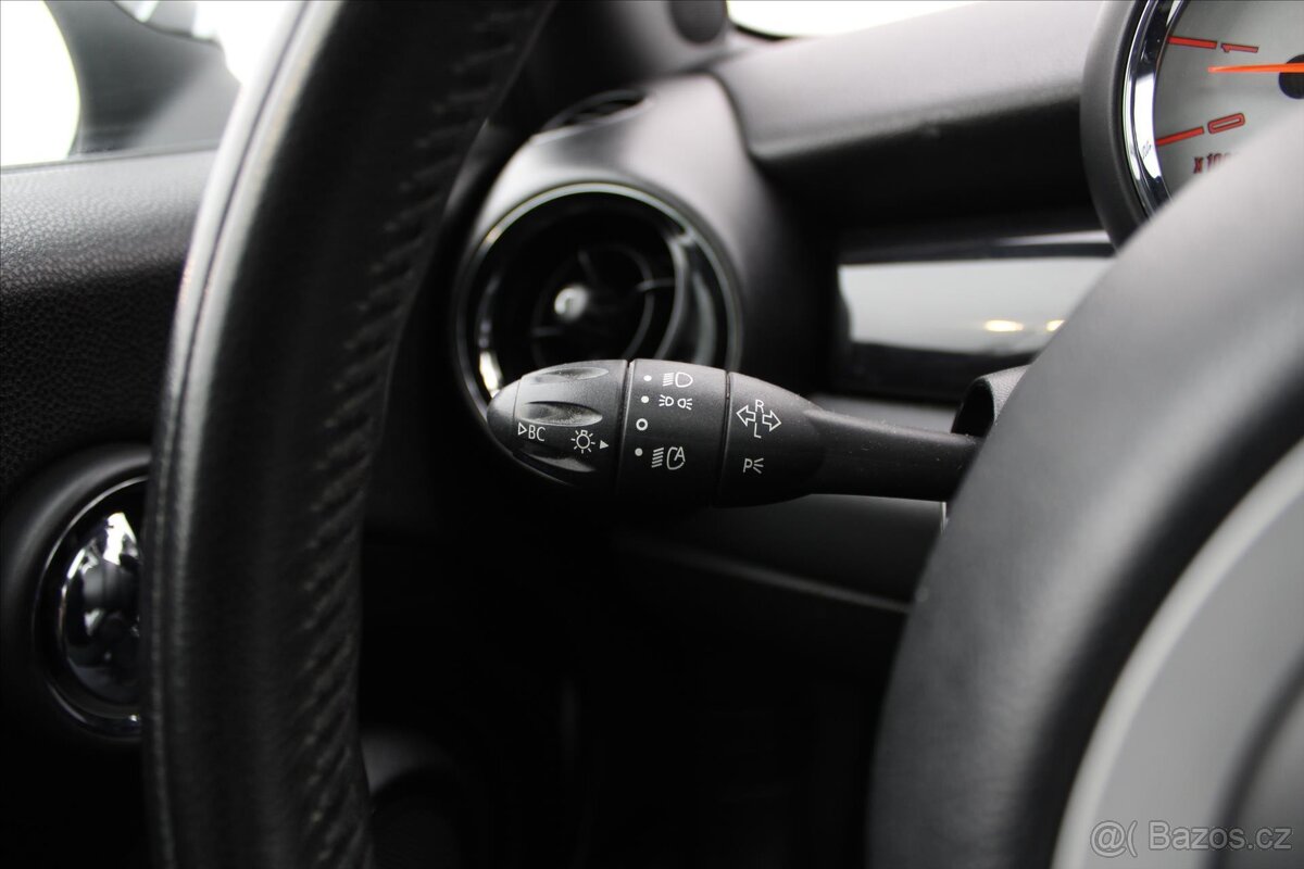 Mini Cooper S JCW 1.6T 155kW PANORAMA NAVI (2008) - 8