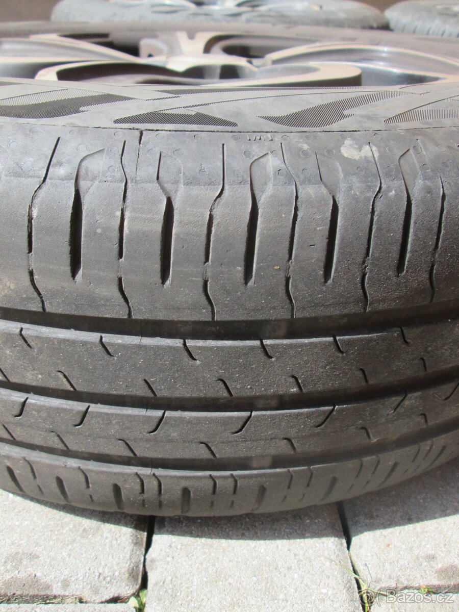 alu kola disky R15 - 8