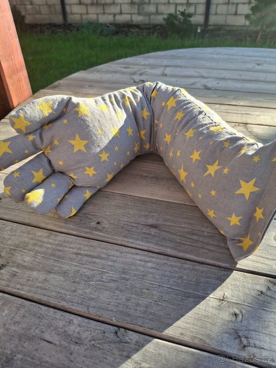 Polohovací ruka pro miminka - 8