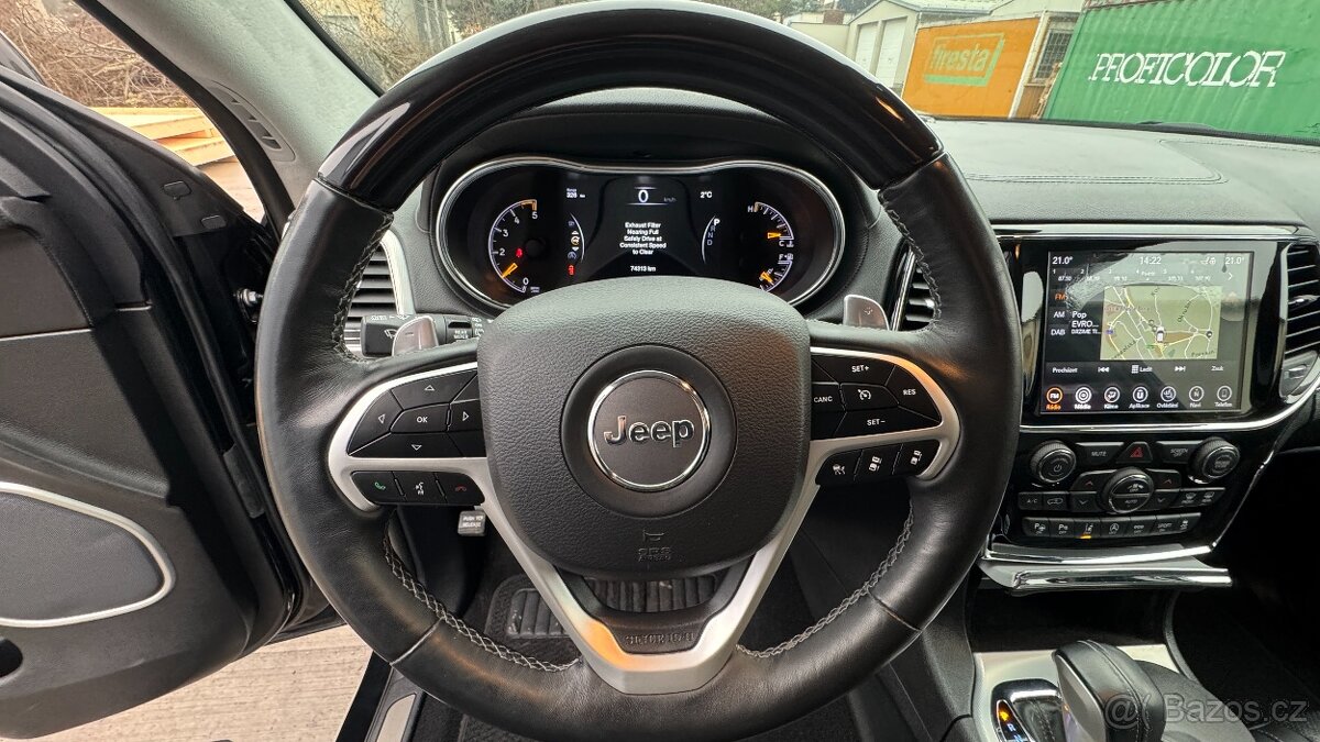 Jeep Grand Cherokee - 8