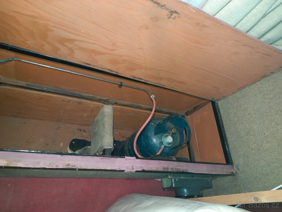 AVIA A30 KARAVAN - 8