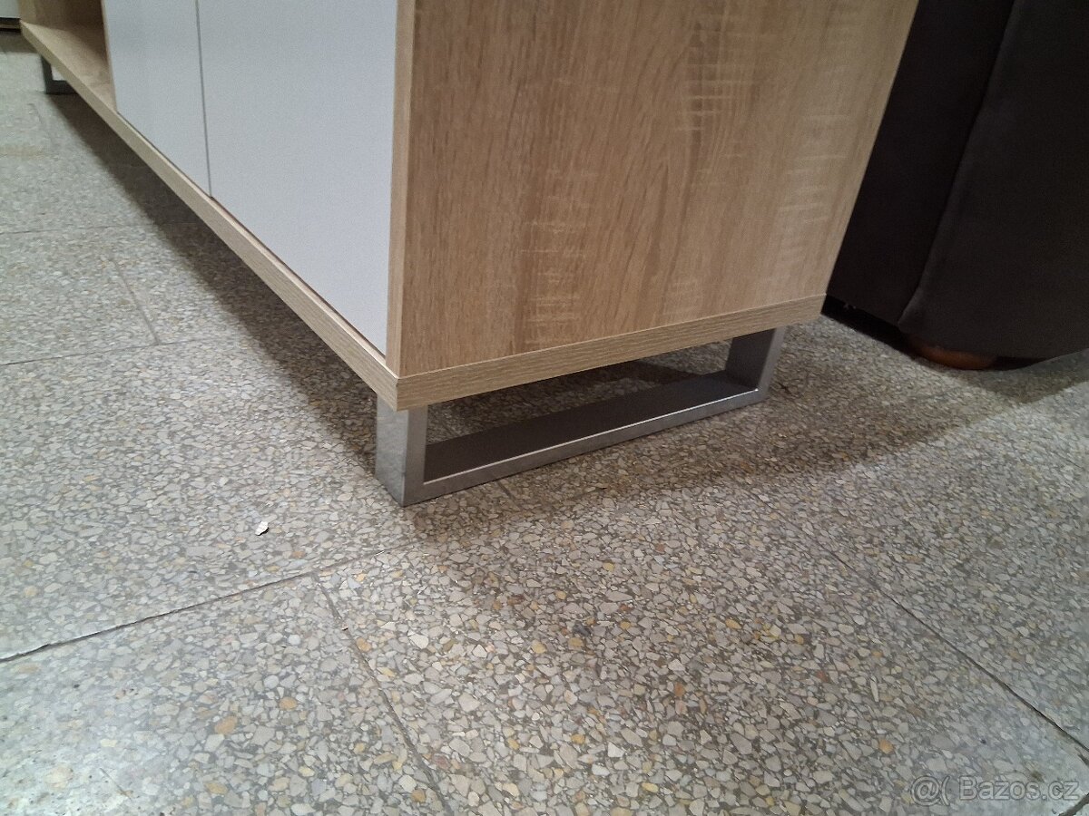 Komoda či TV stůl - 8