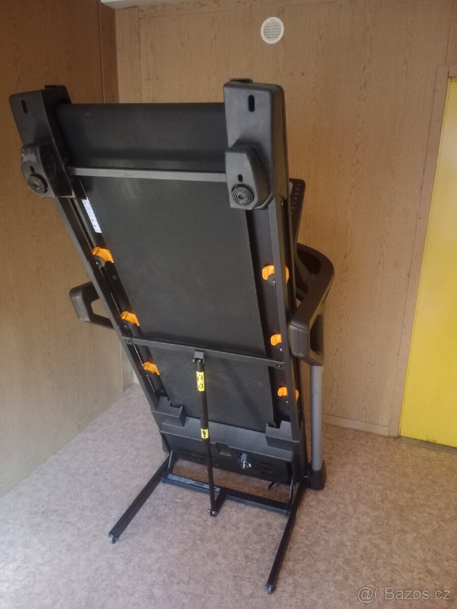 Běžecký pás NORDICTRACK při rychlém jednání sleva - 8
