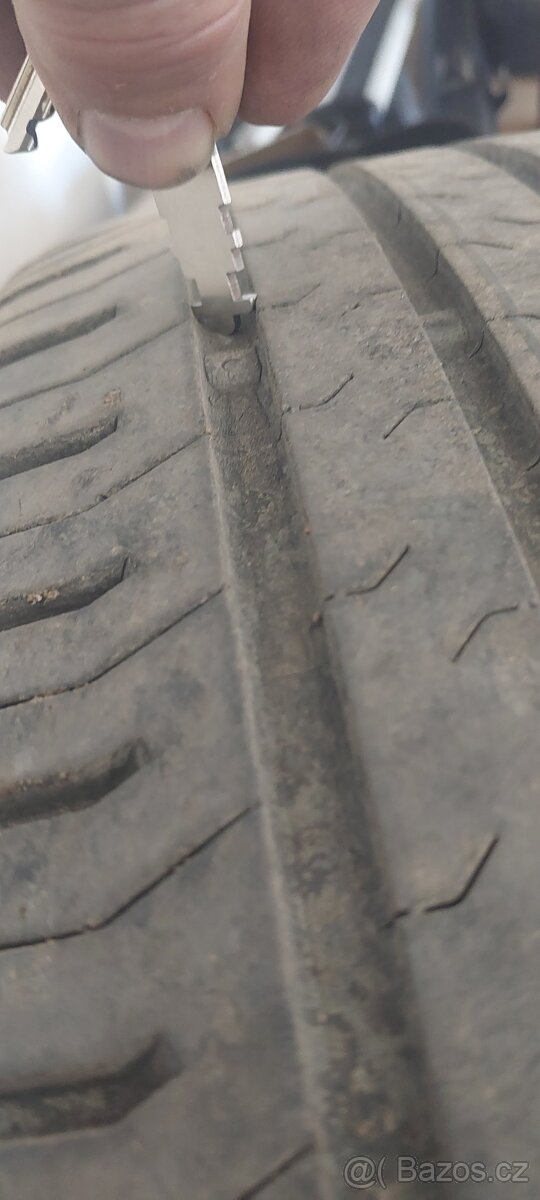 Letní pneu 215/60 R16 V95 - 8