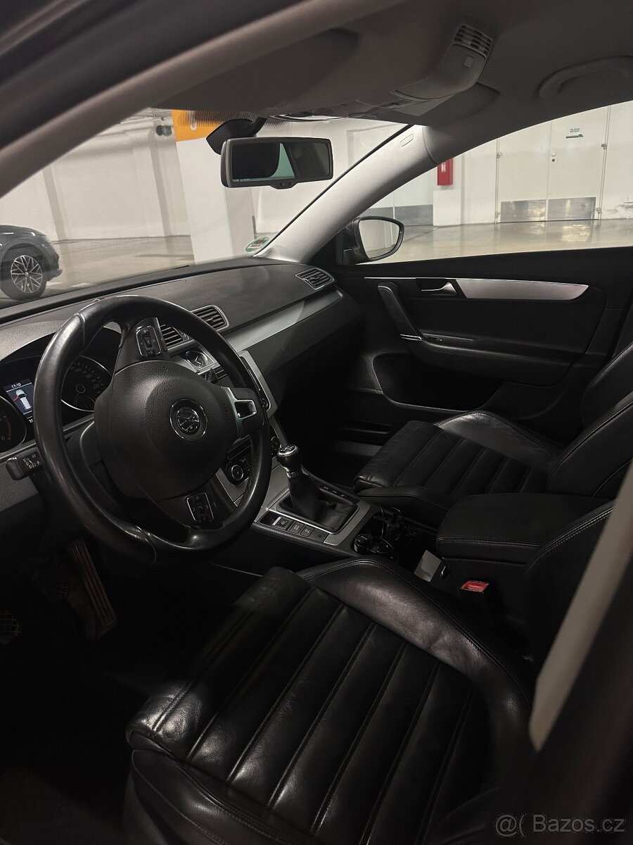 Volkswagen Passat B7 - 8