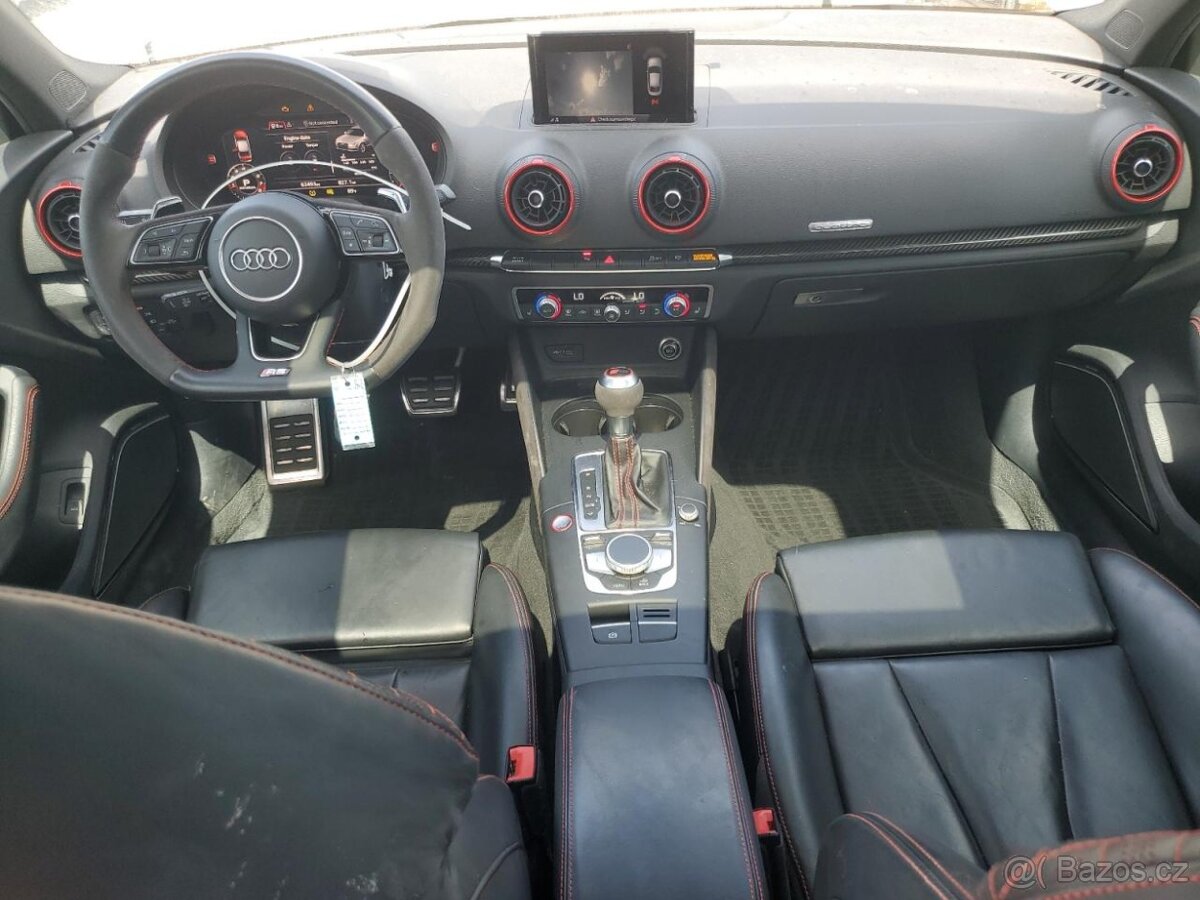 Audi RS3 2019 - 8