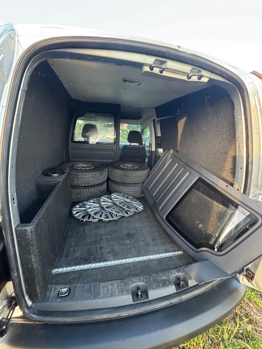 Volkswagen Caddy 4x4 - 8