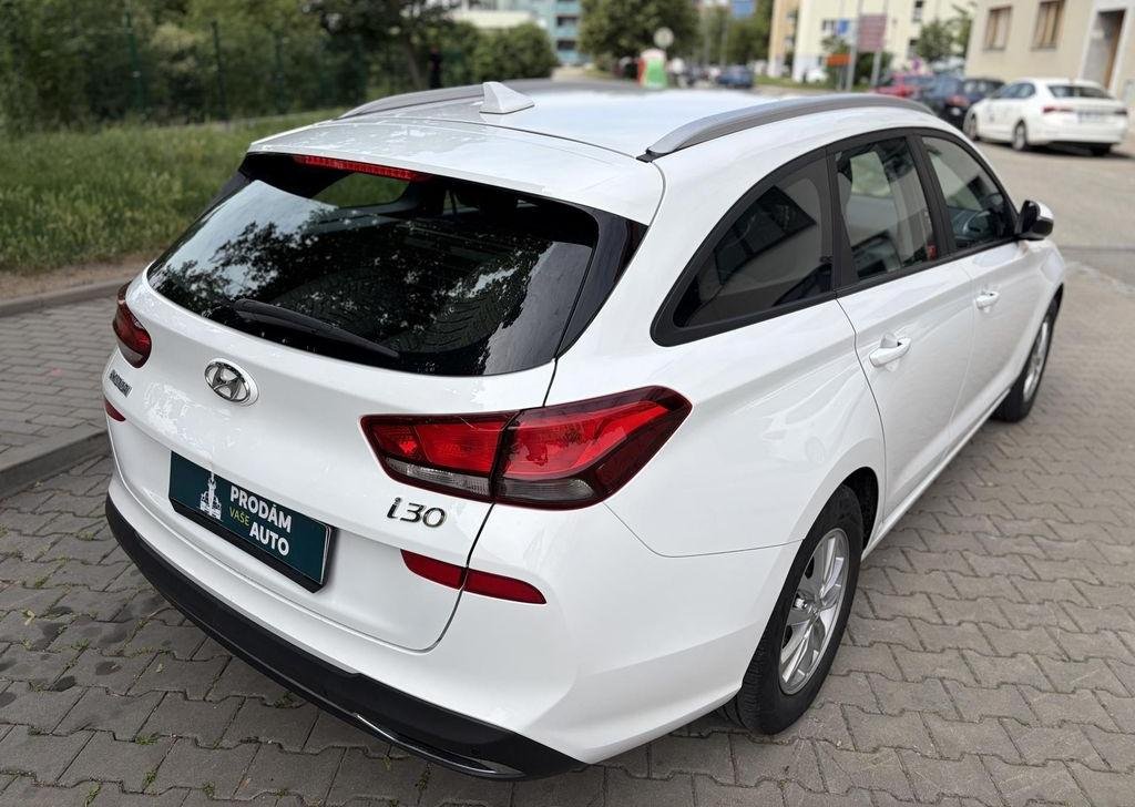 Hyundai i30, 1.6 CRDi automat - 8