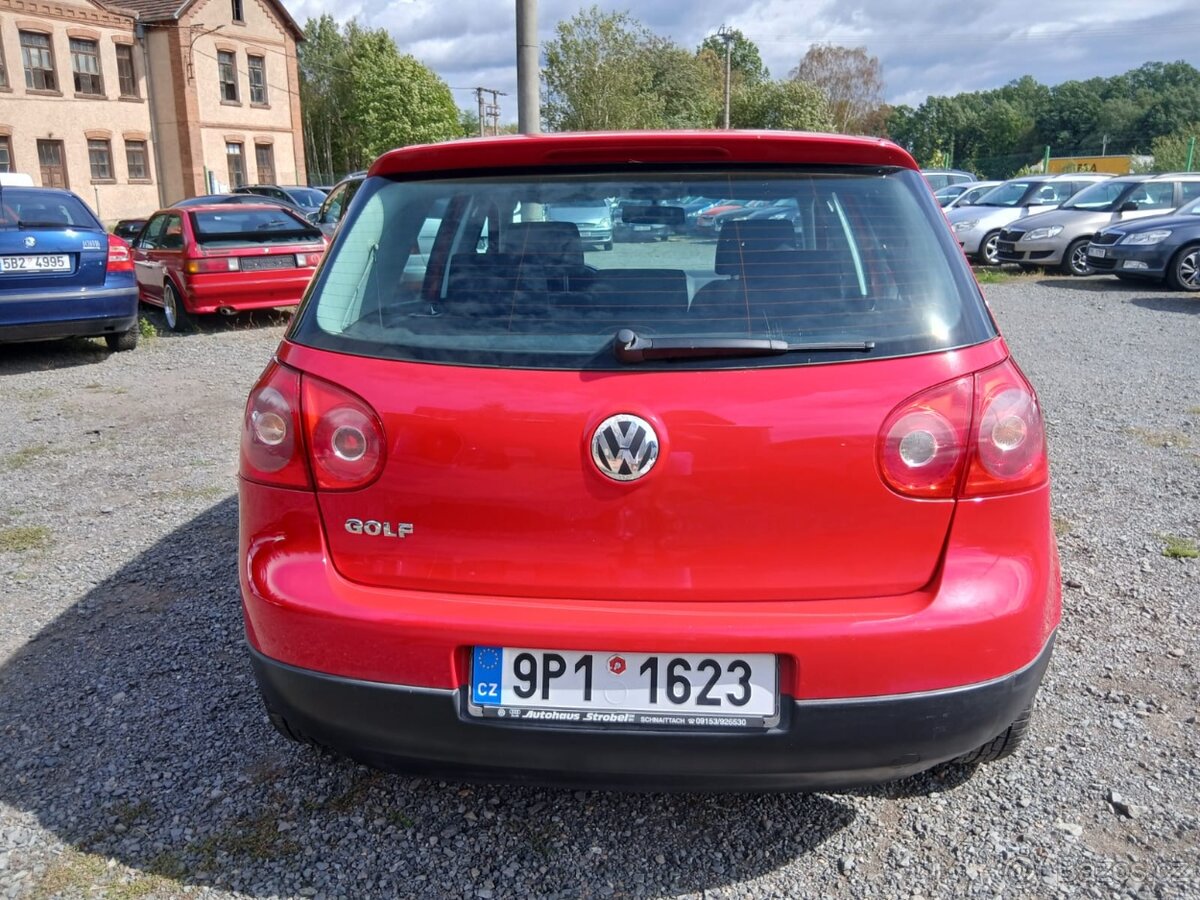 Volkswagen Golf 5, 1.4i - 8