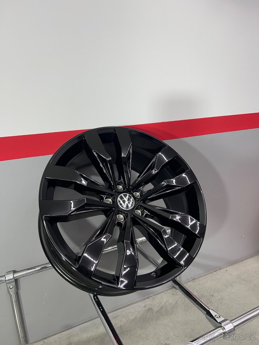 Demo nepoužité r20 suzuka Tiguan - 8