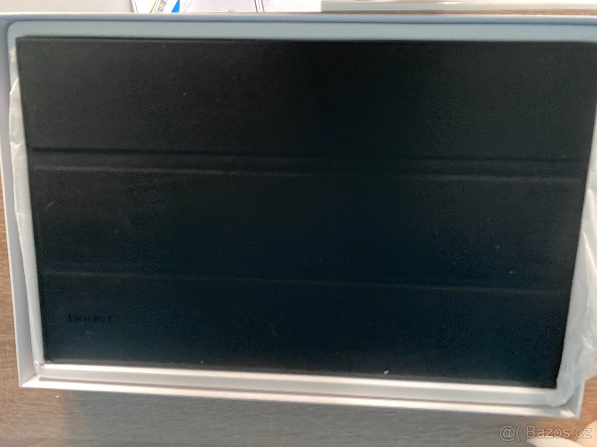 Přenosný monitor 17 palců - 8