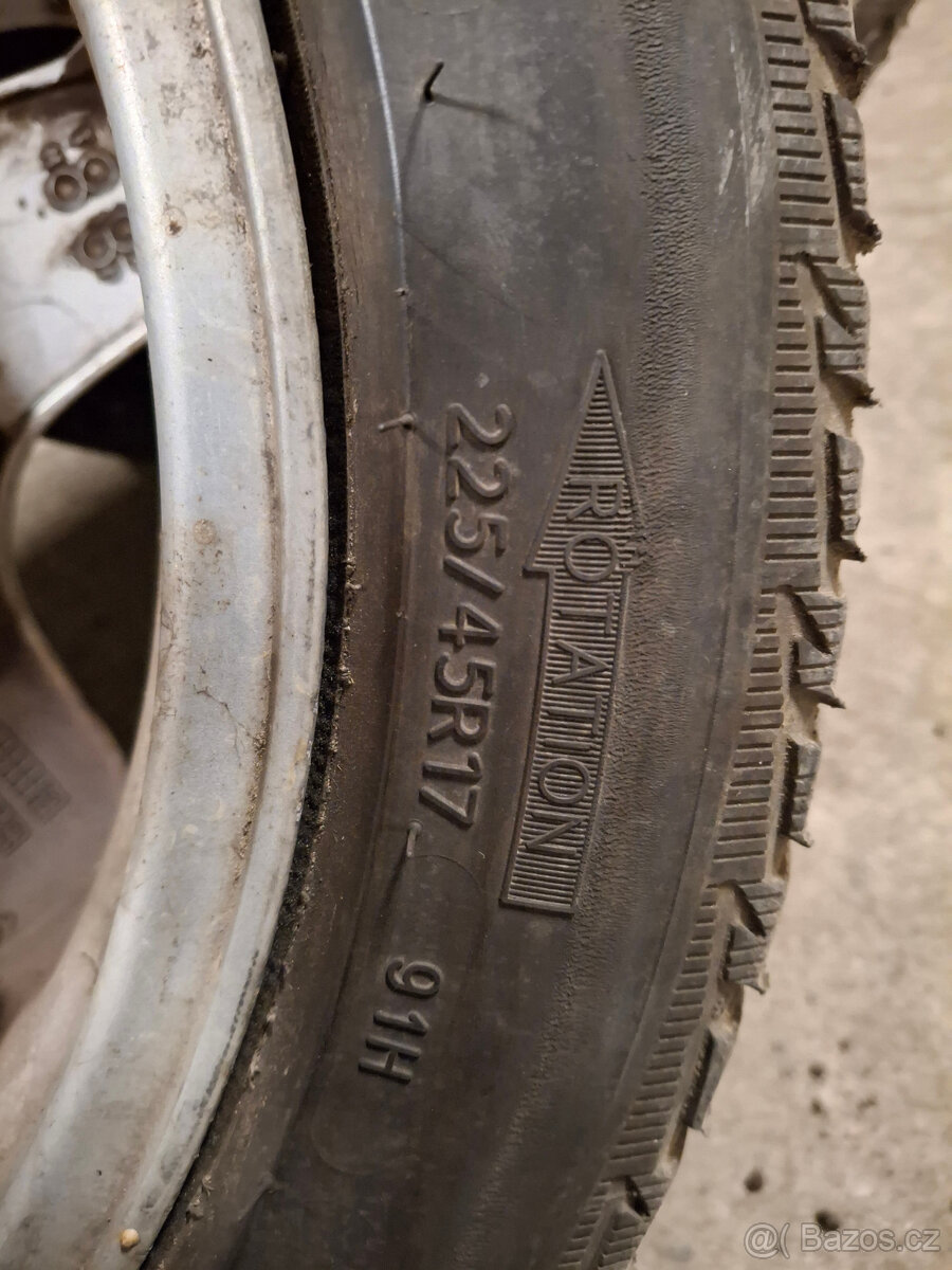 alu kola Intra vyraběna na Mercedes benz 7,5Jx17 ET35 - 8