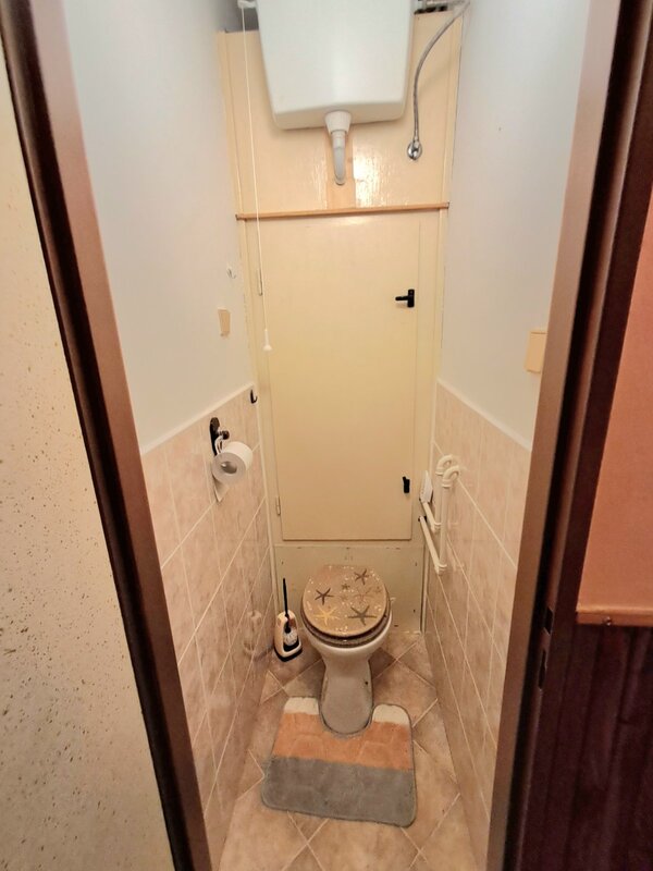 Pronájem bytu 2+1 s balkonem - 8