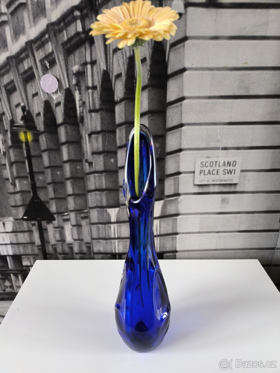 Kobaltově modrá skleněná váza - 8