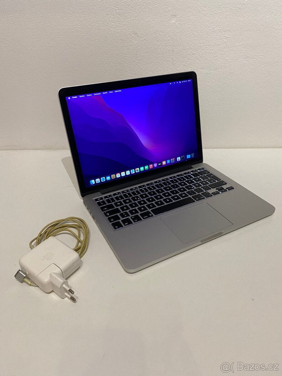 Macbook Pro 13" (Early 2015) - 8