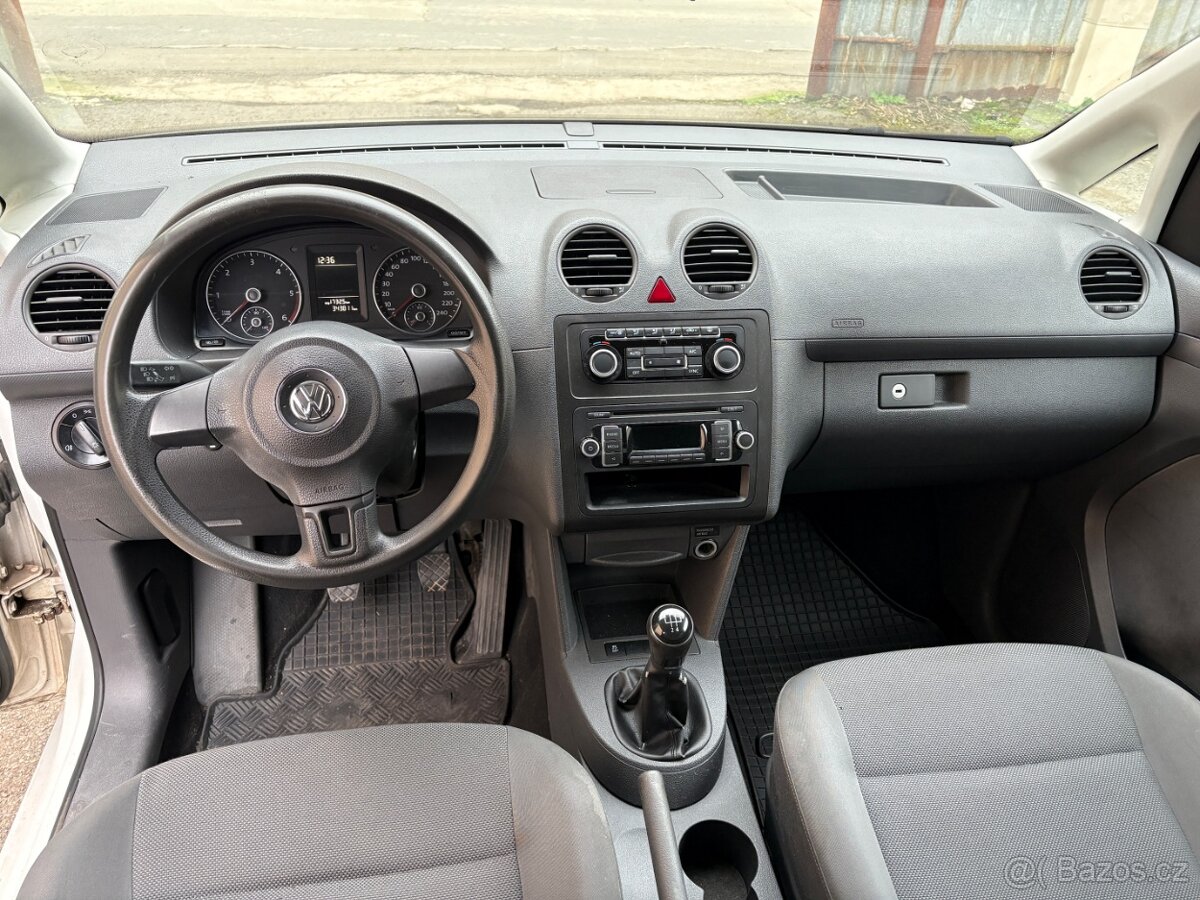 VW Caddy 1,6tdi 2013 - 8