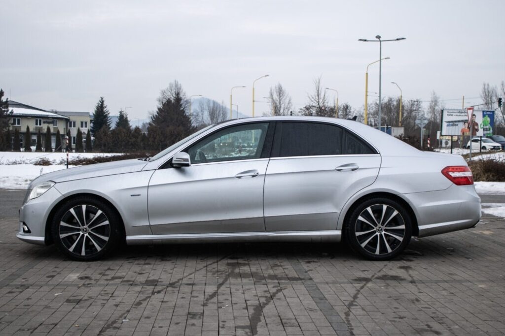 Mercedes-Benz E trieda Sedan 350 CDI BlueEFFICIENCY 4MATIC, - 8
