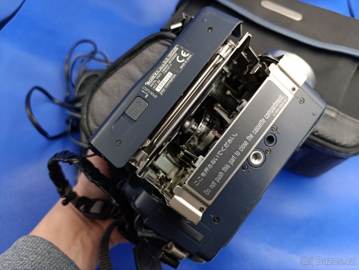 Videokamera Sony DCR-TRV330 - 8