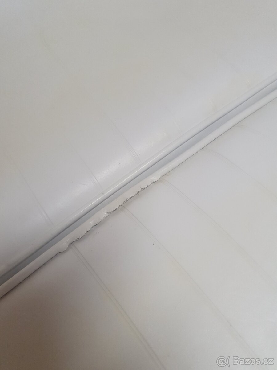 Pedikérské křeslo - 8