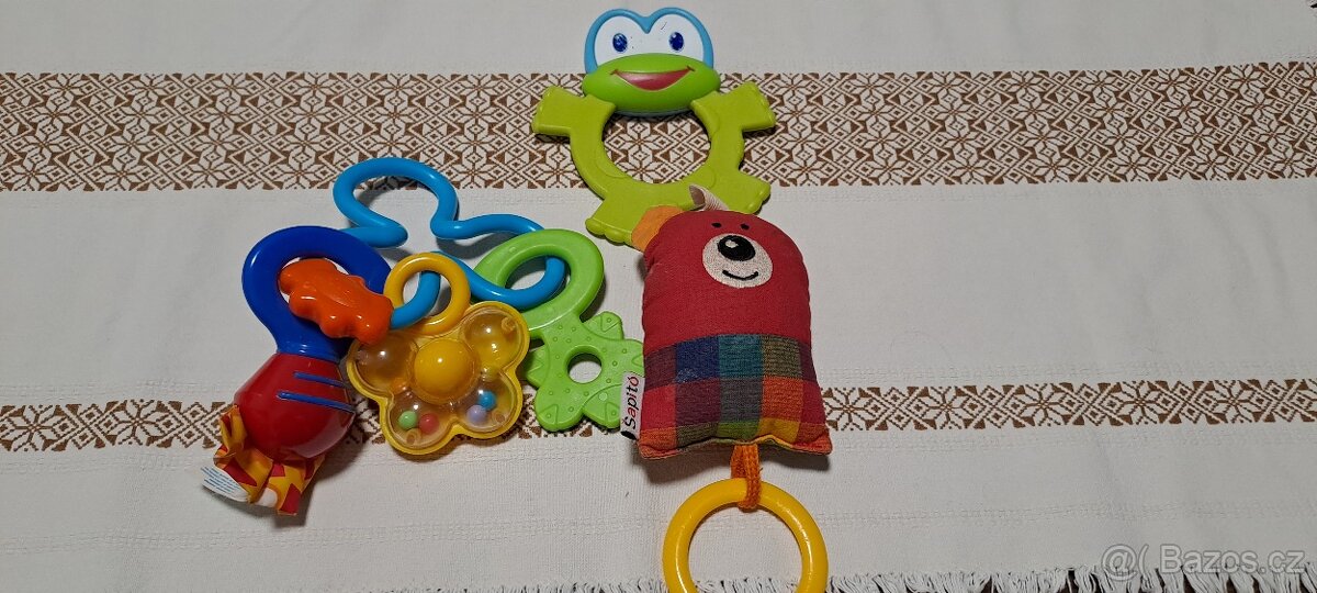 Hračky pro nejmenší-chrastítka,šustítka - 8