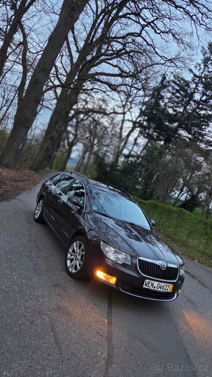 Škoda Superb 2 2011 - 8