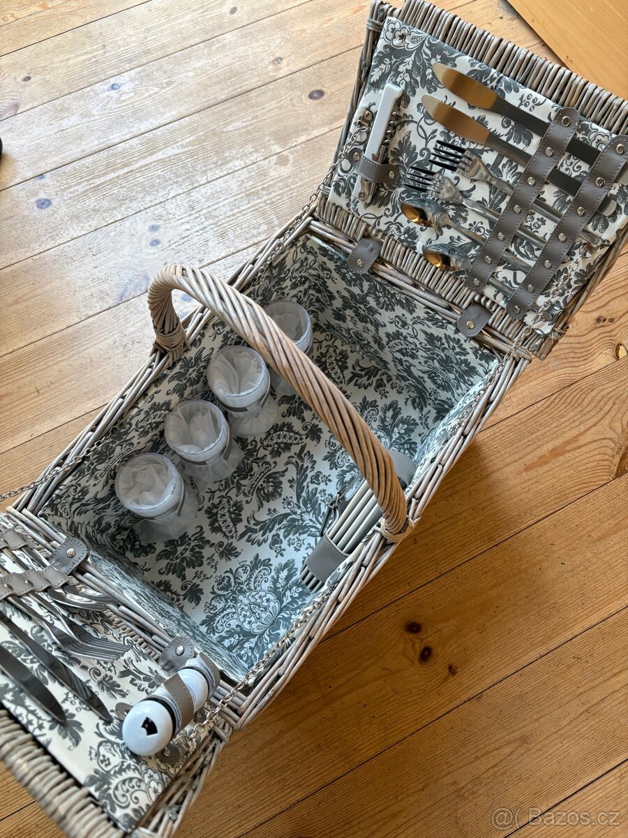 Novy piknikovy kos - 8