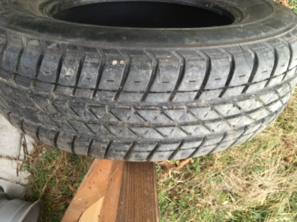 Bridgestone 185/70R14 - kusovka - 8