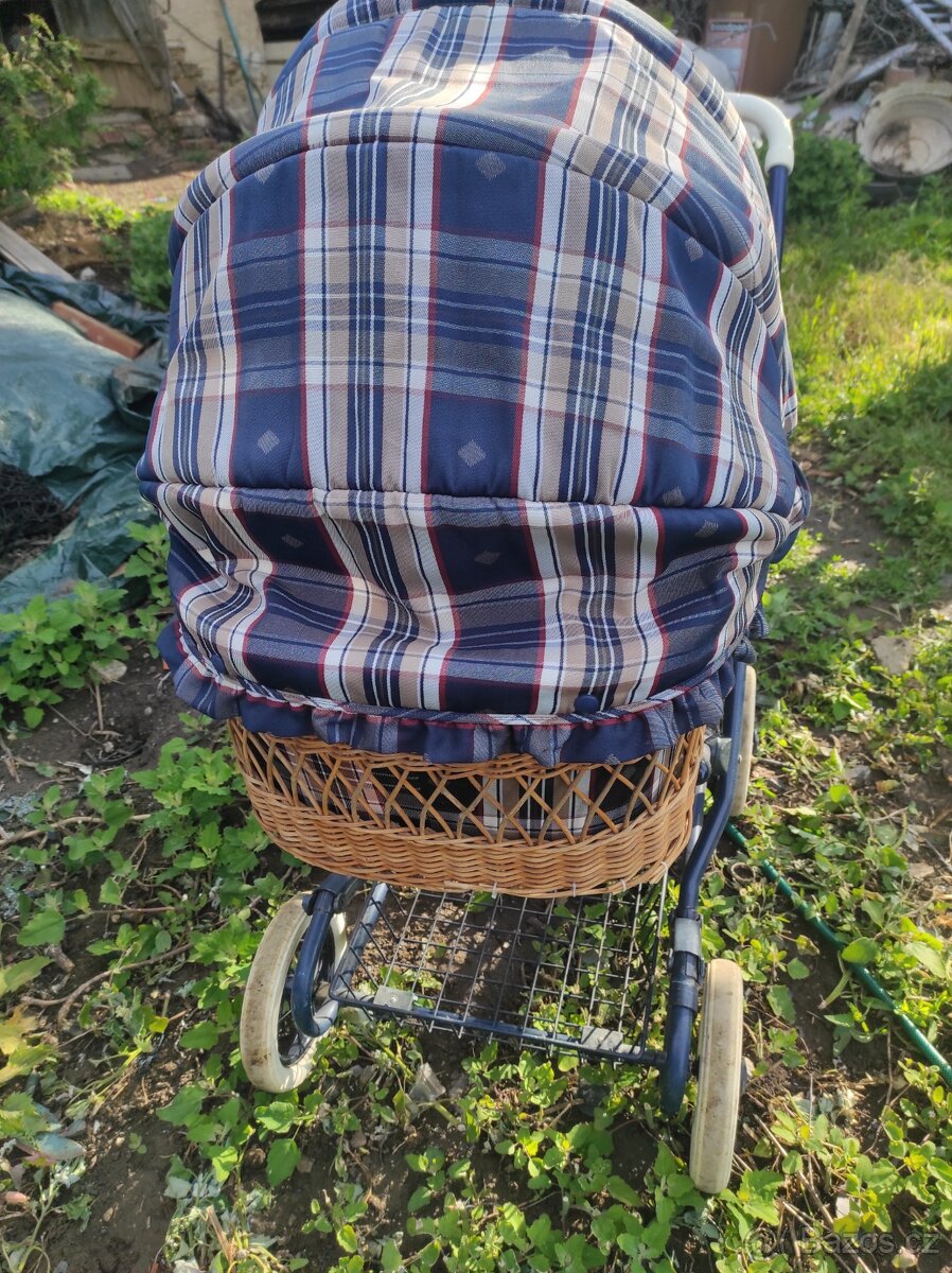 Retro kočárek - 8