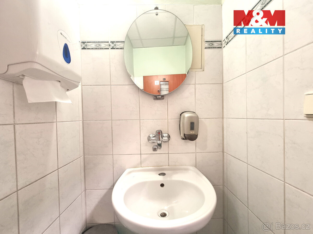 Pronájem kanceláře 18 m², Hodonín, ul. Velkomoravská - 8