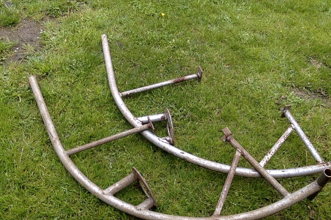 motorova pila-dilna , garaž - 8