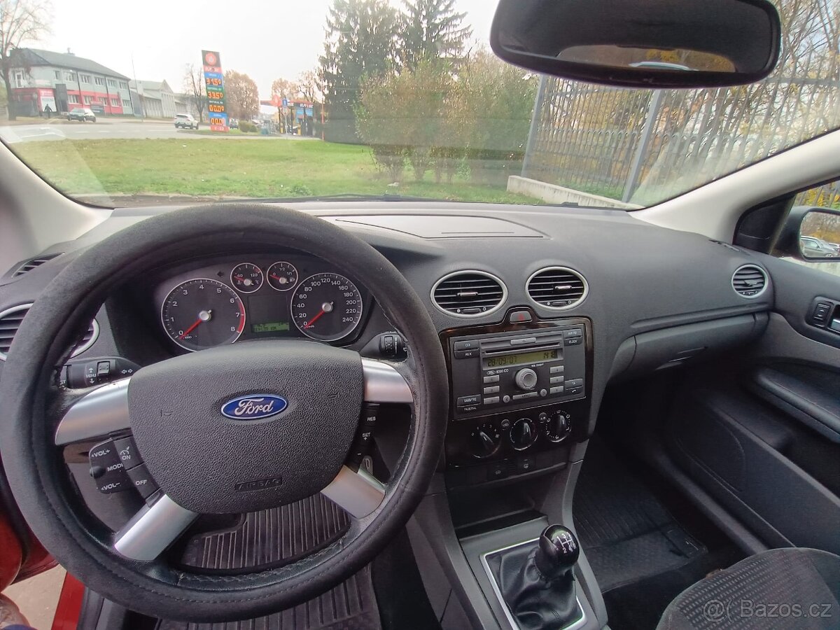 Ford Focus 1.6 combi - 8