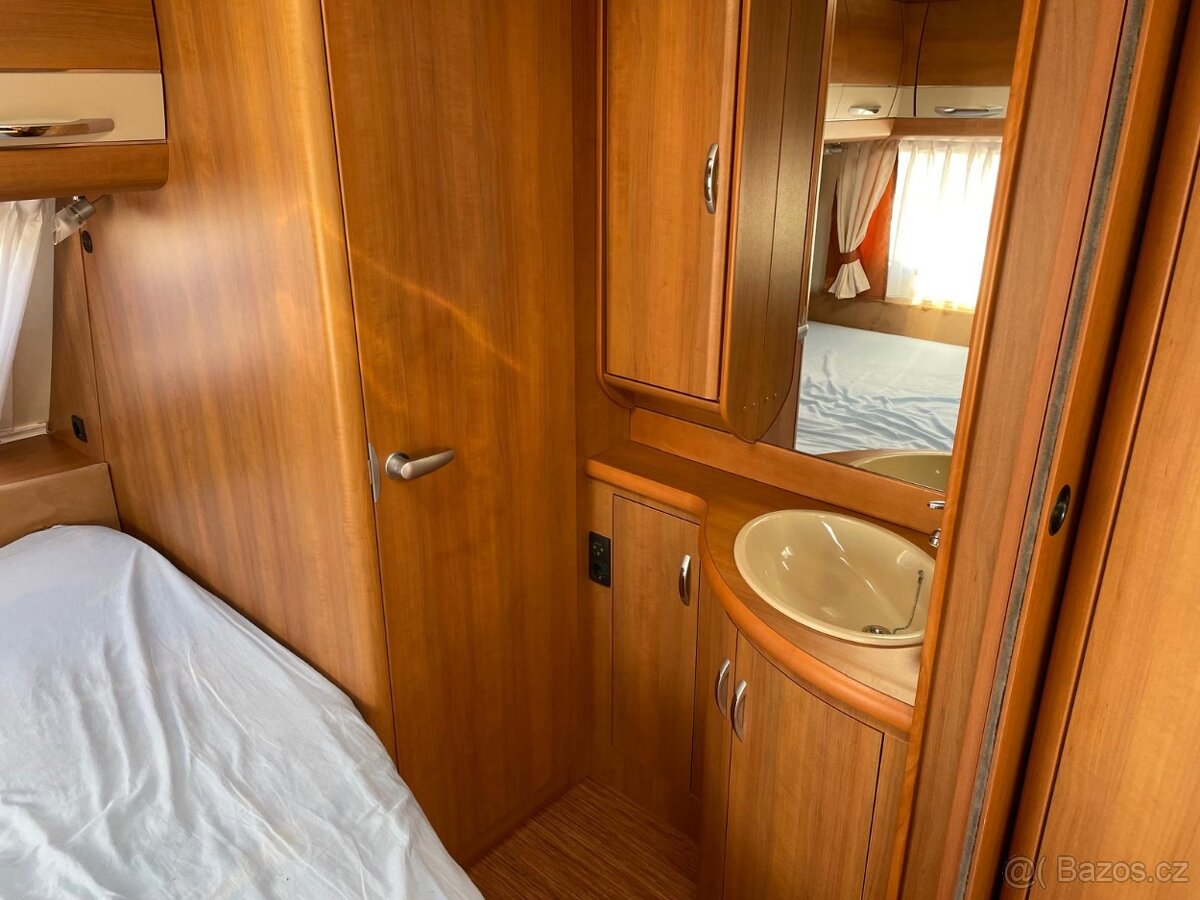 Hobby Excellent 560, EL.POJEZD, BOJLER, SPRCHA, MARKÝZA - 8