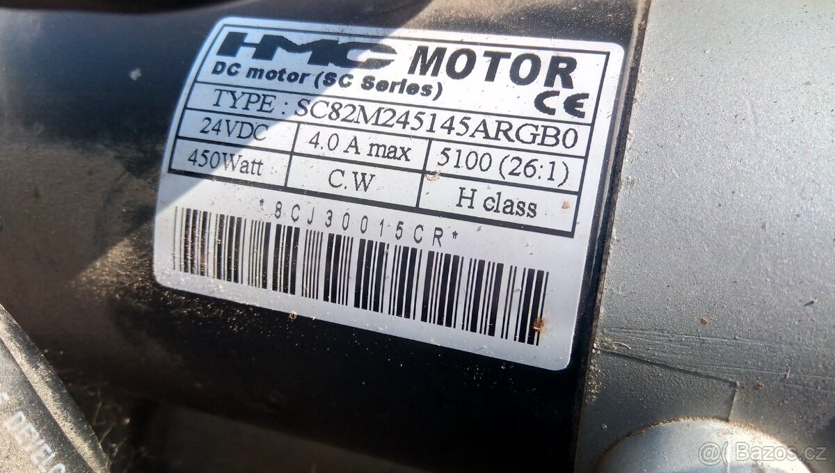 Elektrický invalidní vozík. - 8