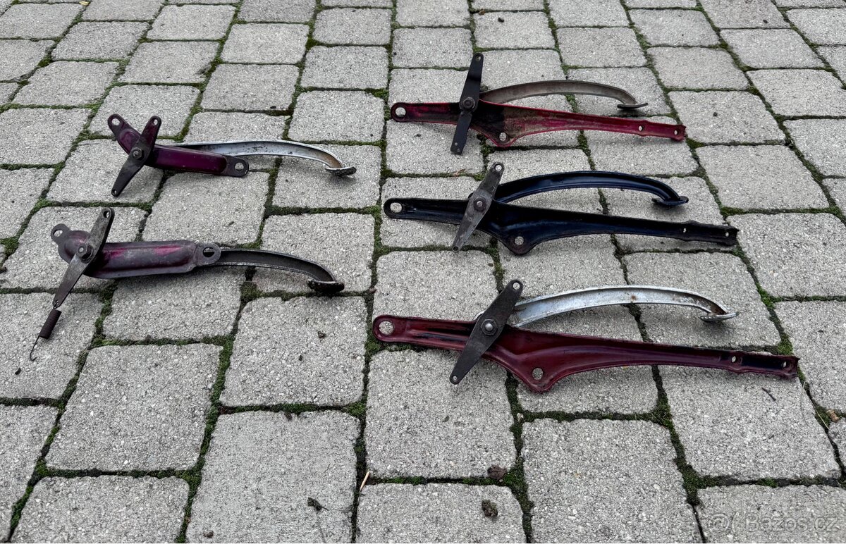 Jawa ČZ kývačka, ČZ - brzdové páky - 8