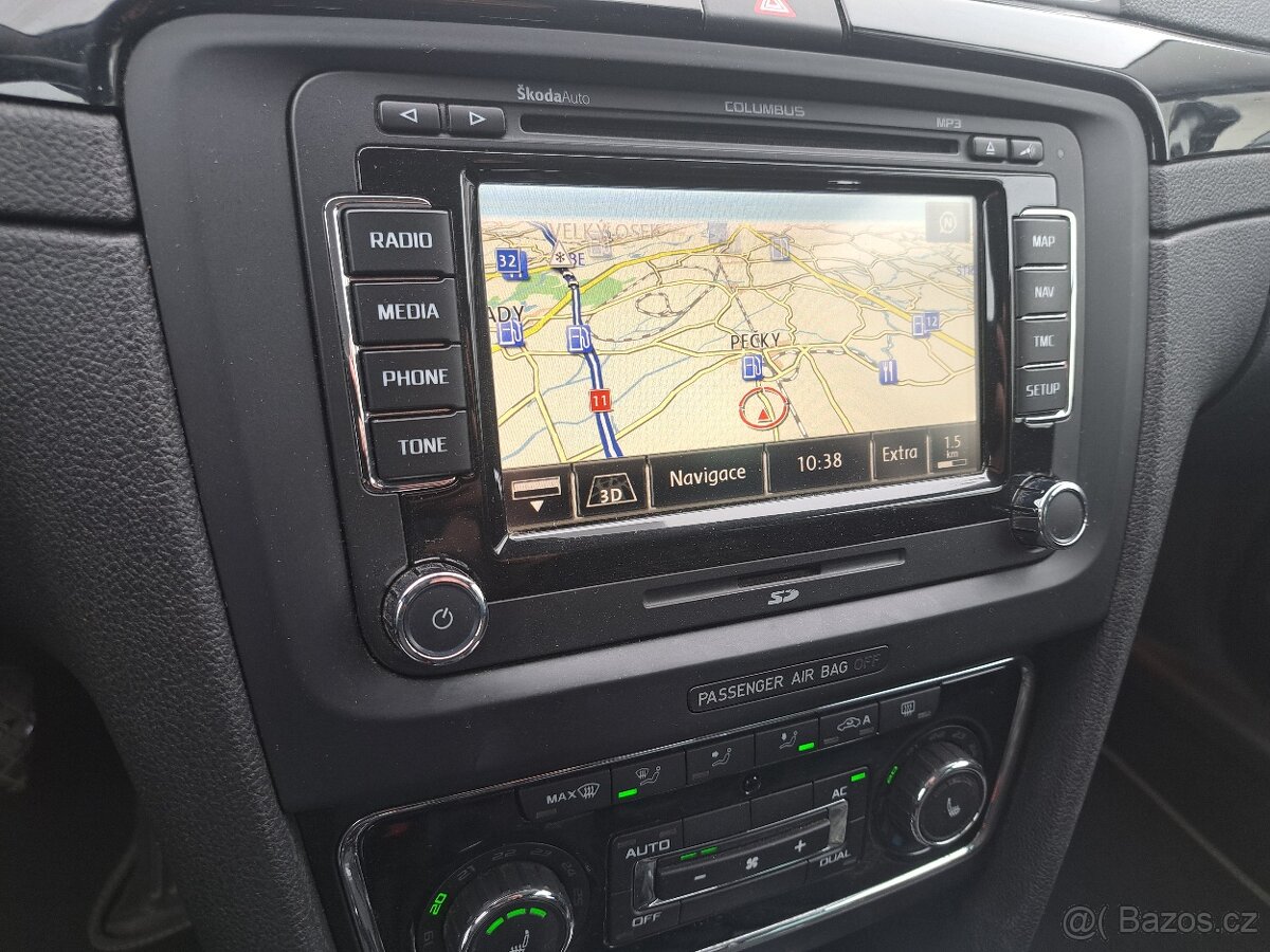 Škoda Superb 2, 2.0 TDI, 125 kW, DSG, 11/2012 navi, tažné - 8