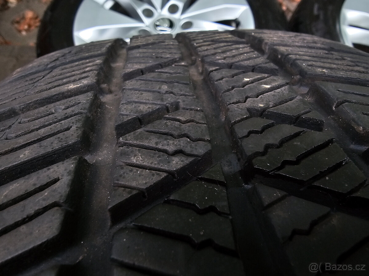 ALU zimní kola Twister orig Škoda 5x112 Octavia IV R16 5E3 - 8