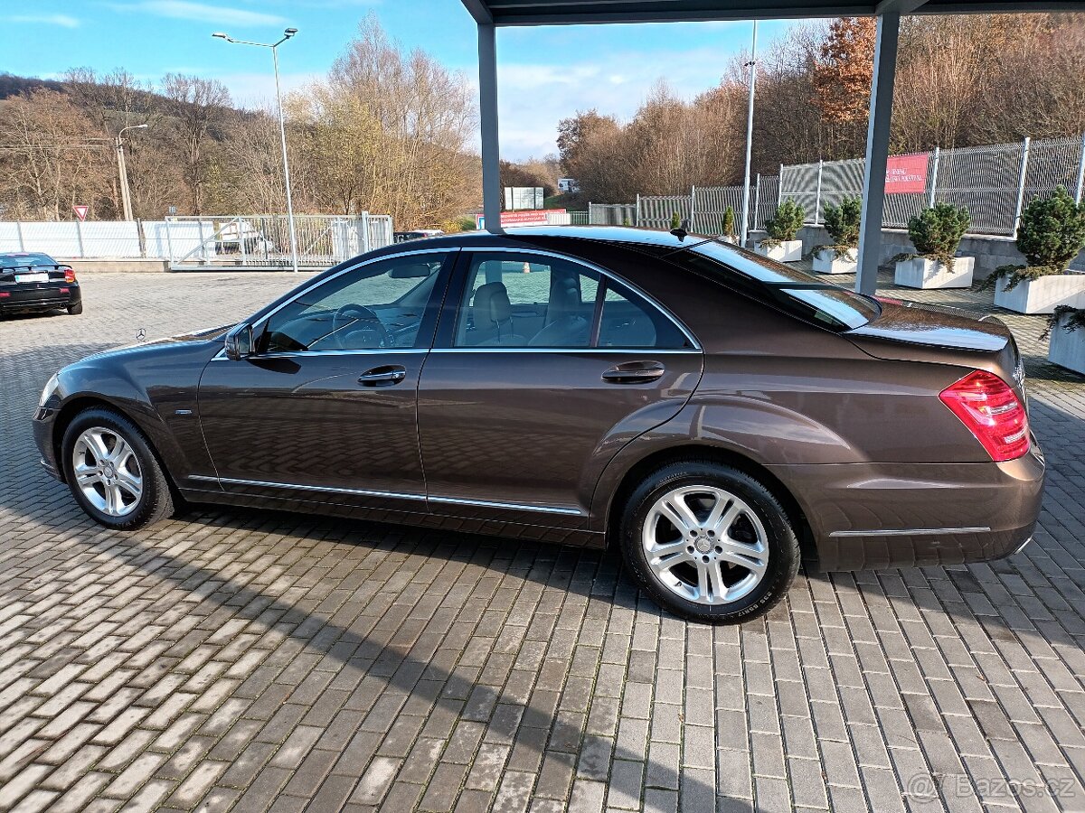 Mercedes-Benz Třídy S 3,0 350CDI,4MAT,ČR,1MAJ,KOLA - 8