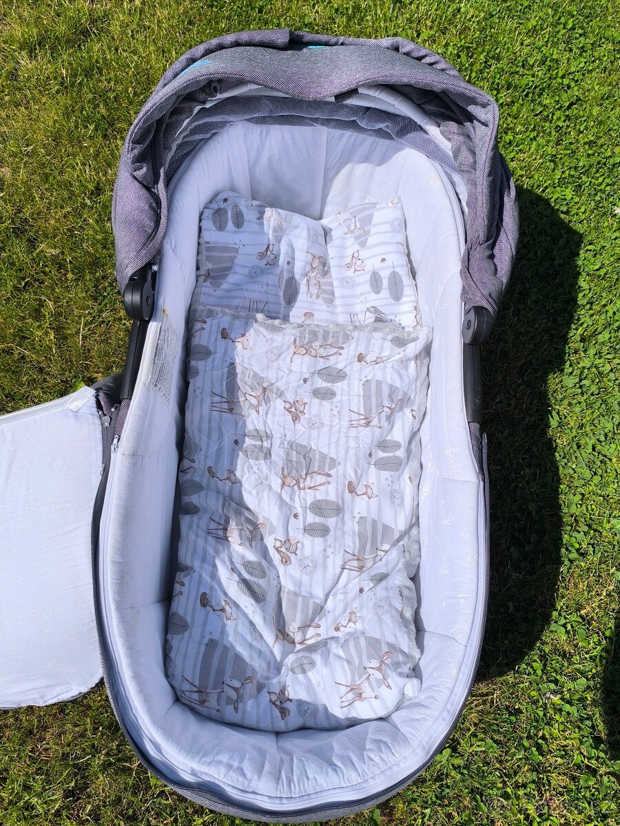 Kočárek trojkombinace Camarelo Zeo - 8