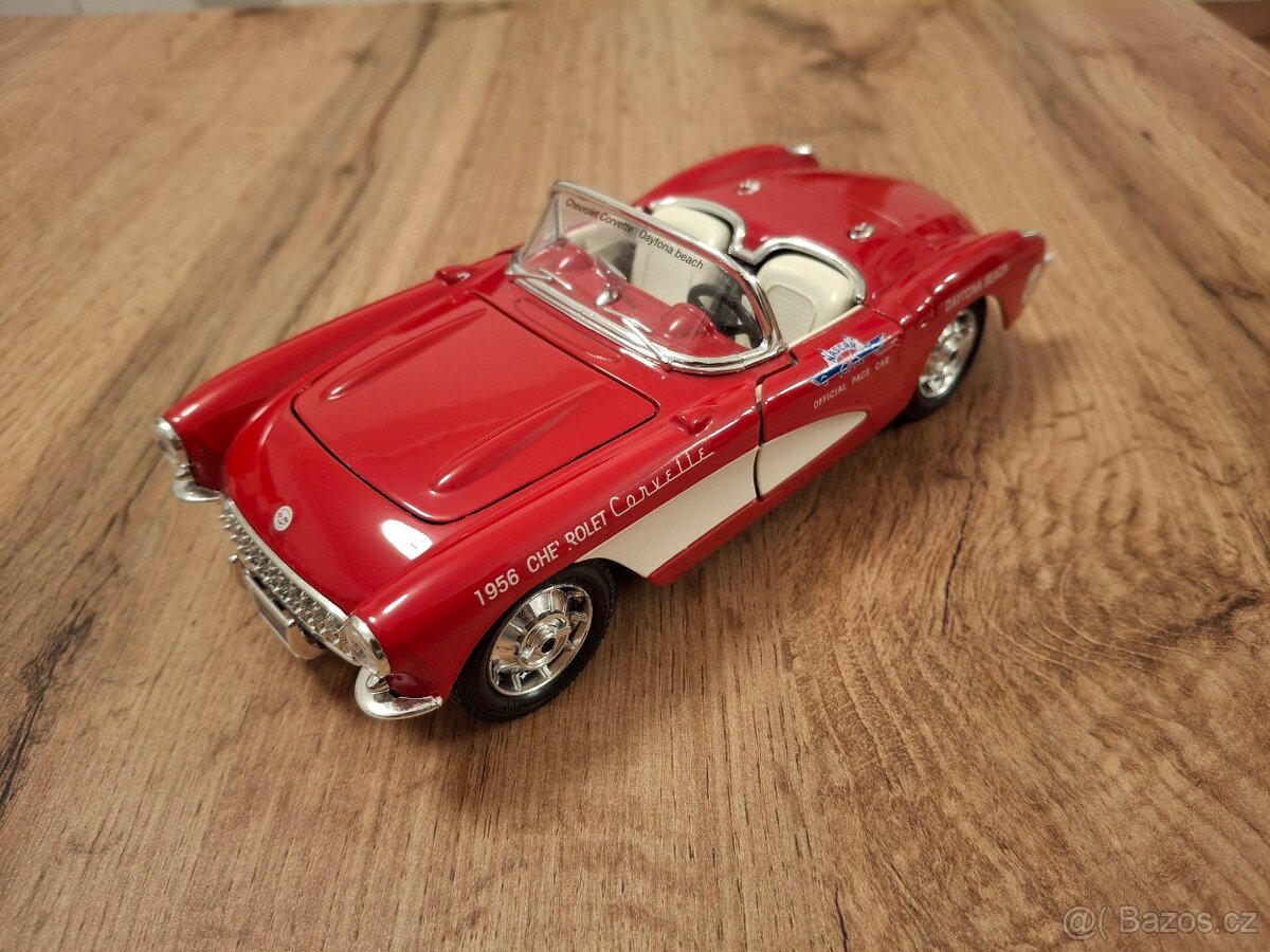 Bburago 1:24 - Mercedes, Jaguar, Chevrolet - 8
