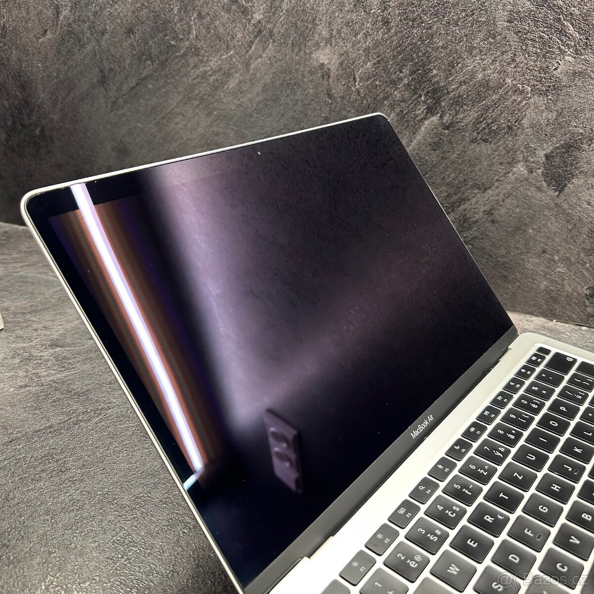 MacBook Air (8GB | M1 | 256gb | 13,3") - 8