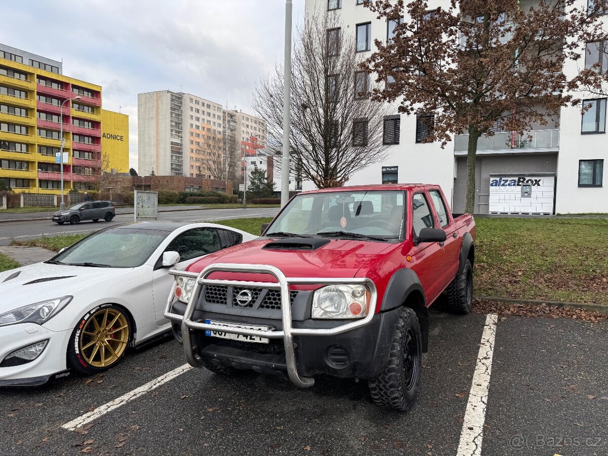 Nissan Navara np300 - 8