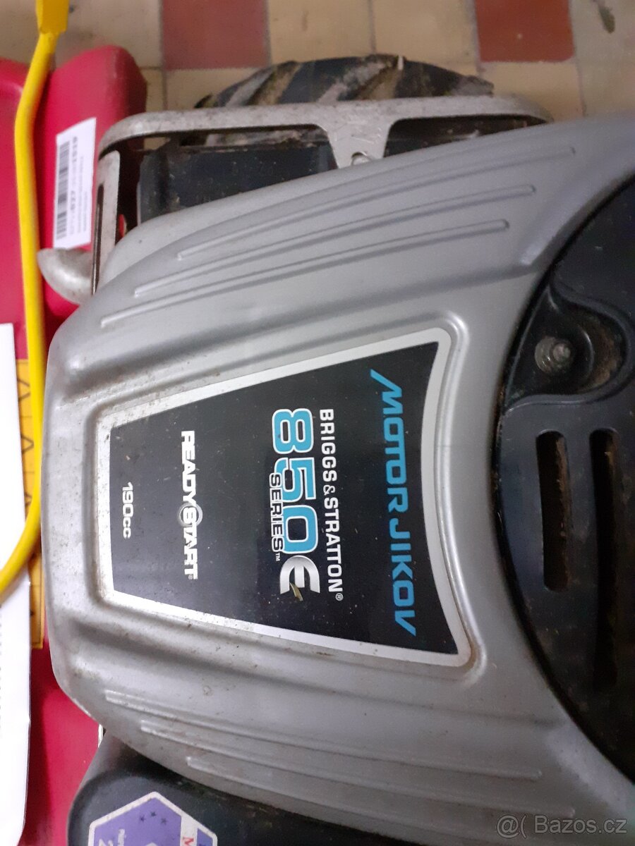 Rotační motorová bubnová sekačka s pojezdem - 8