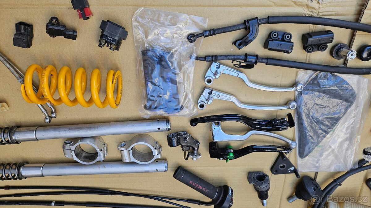 Náhradní díly Yamaha R1 07-08 - 8