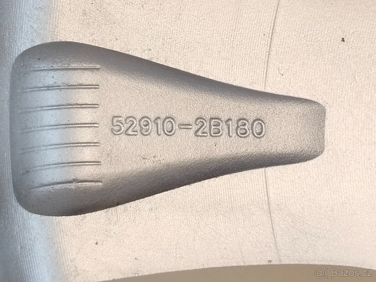 Kola na Hyundai Santa Fe 7Jx18 ET41 pneu celoroční Pirelli - 8