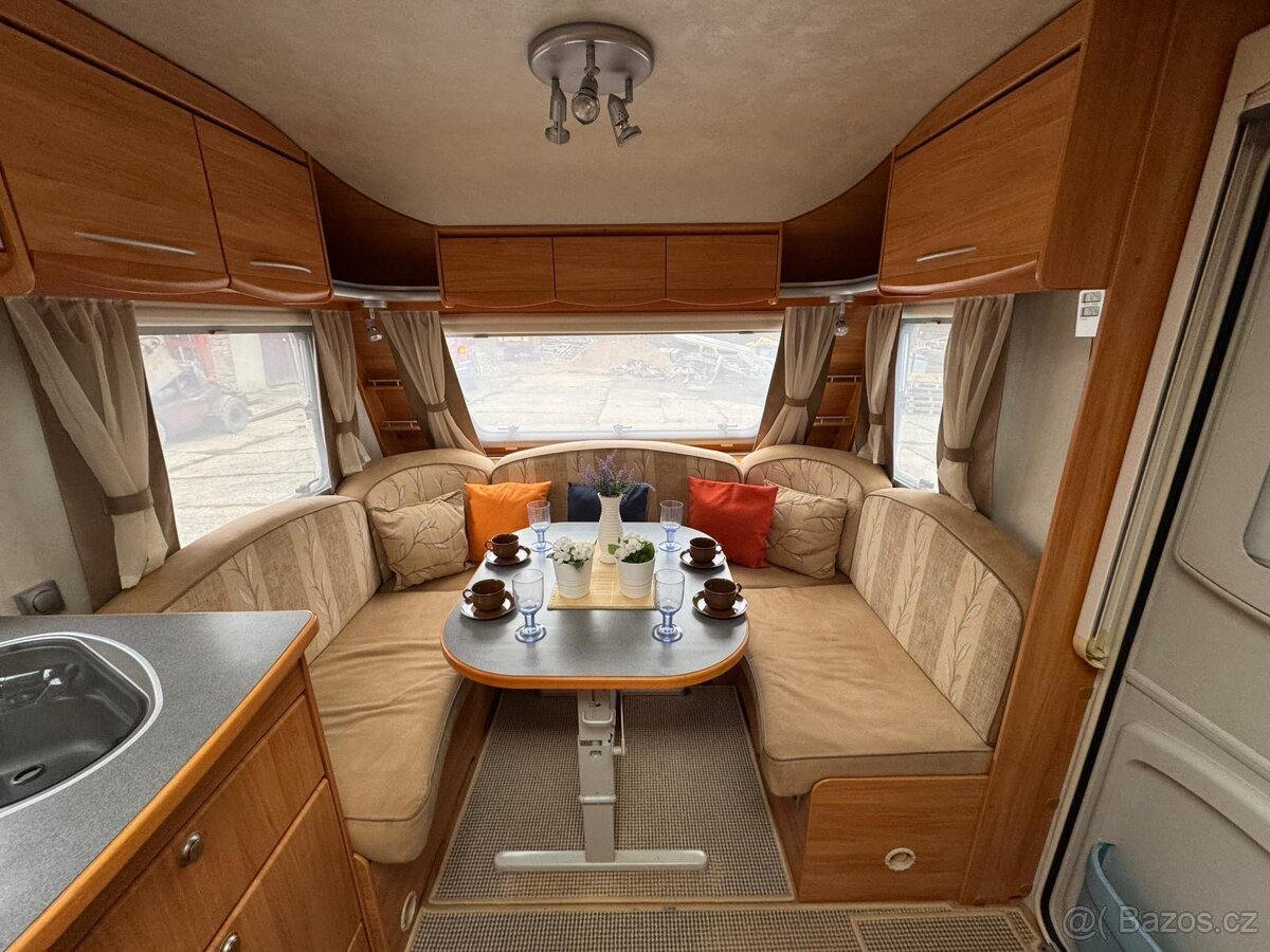 Adria Adora 512UP -mover, předstan - 8