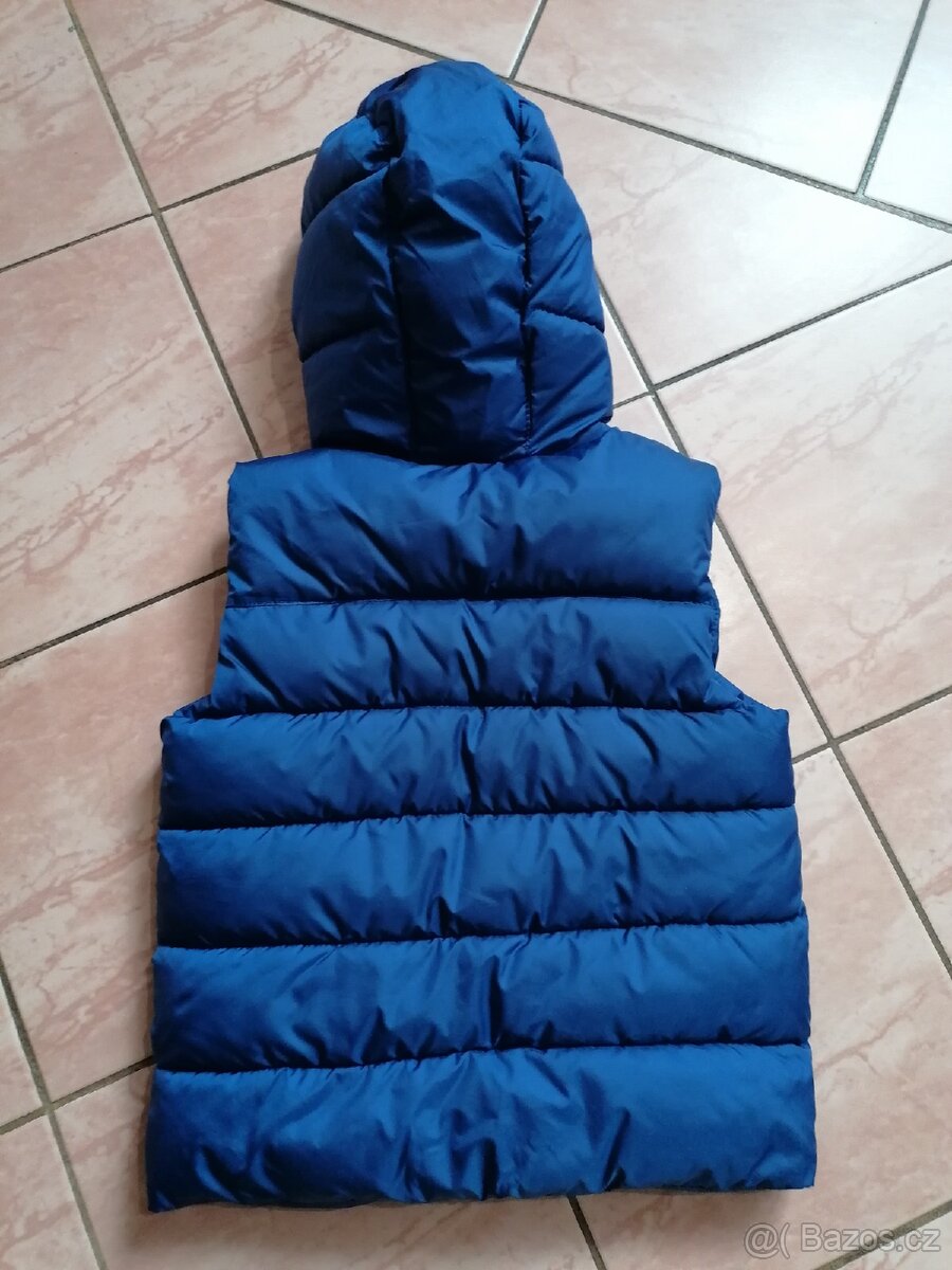 Chl. Zimní vesta vel. 116 zn. Zara - 8
