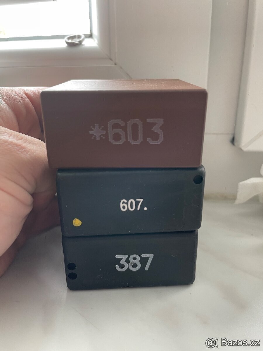 Zbytky Audi A3,A4,A6 - 8