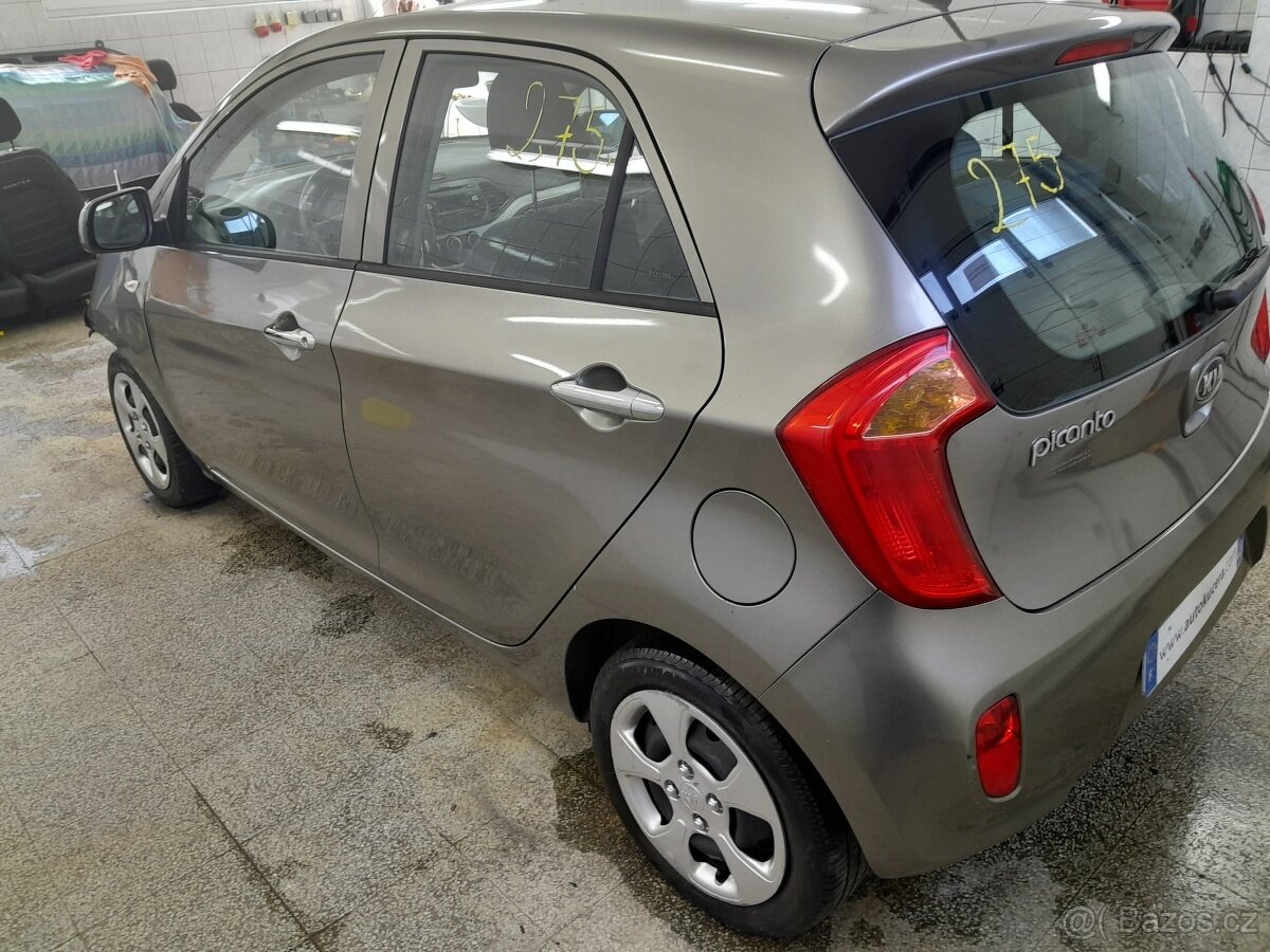 Kia Picanto 1,0 A/C - 8