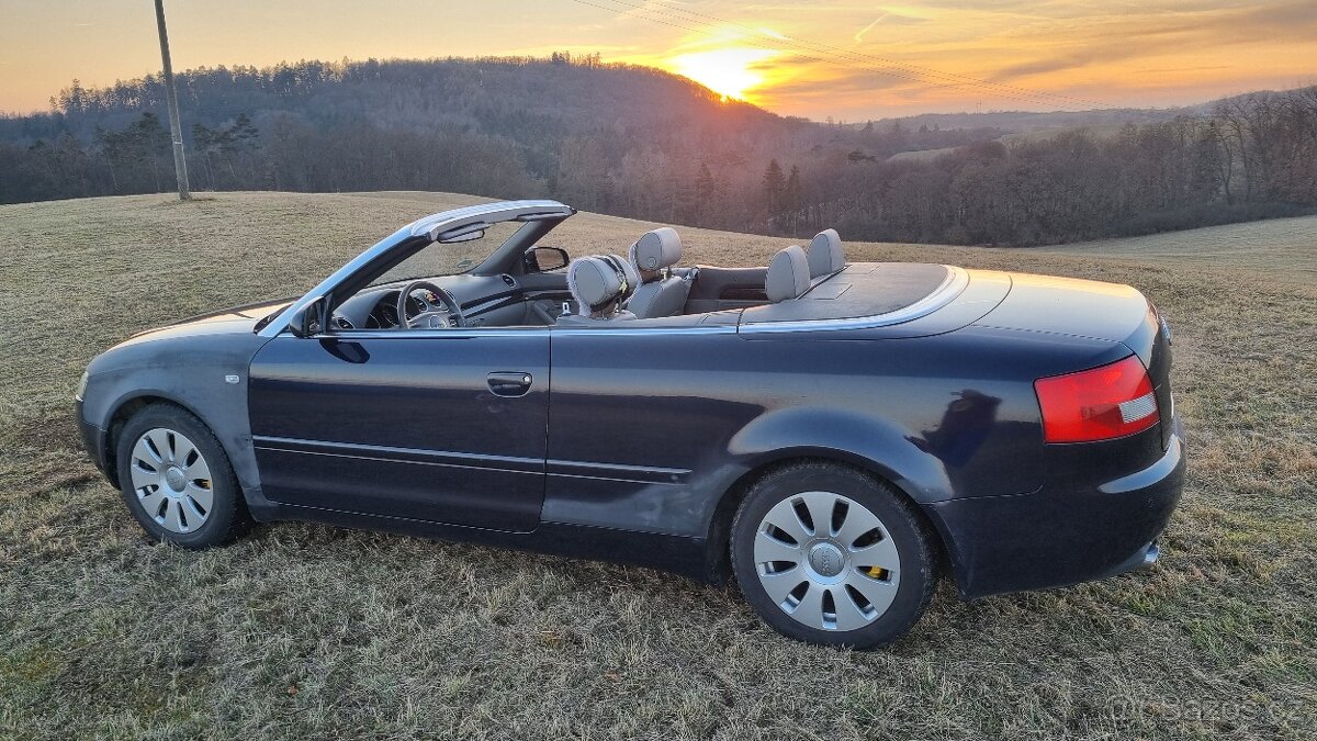 Audi A4 cabrio 2.4 V6 - 8