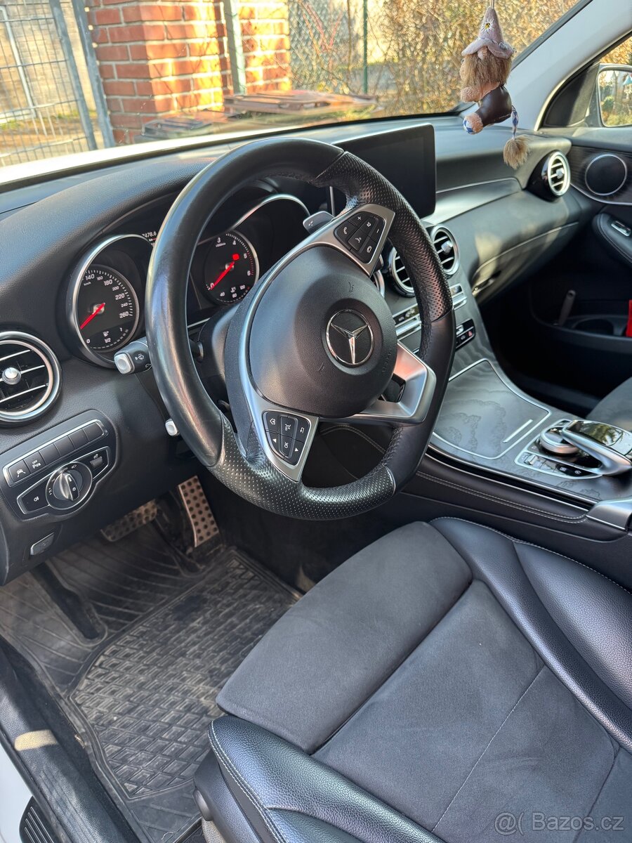 GLC 4 matic coupe 250 D - 8